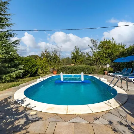 4 Bedroom Lovely In *